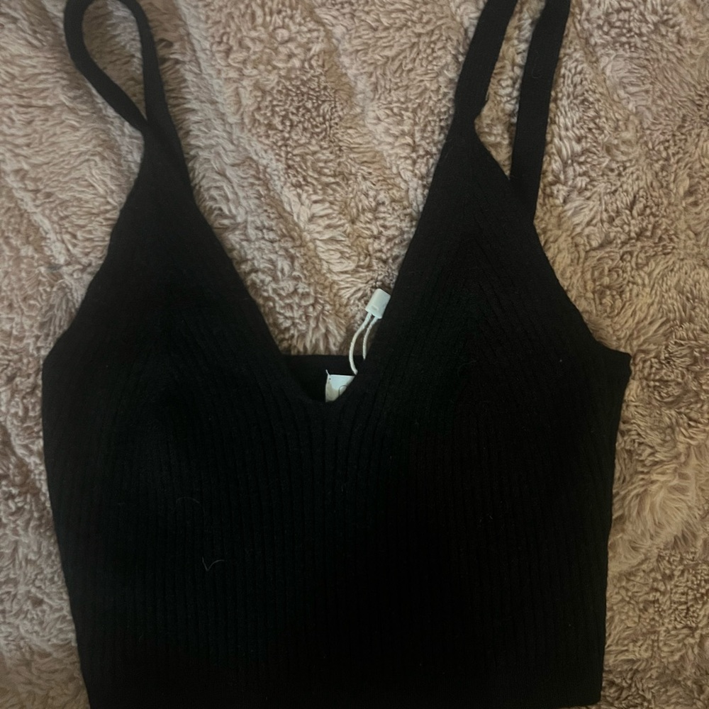 Black Ribbed Knit Crop Top